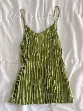 Peter Nygard Green Plisse Spaghetti Strap Tank Top